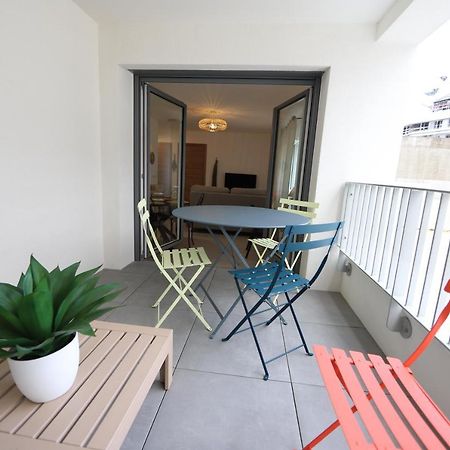 Le Lac Au Bout De La Rue - Garage Et Balcon A Deux Pas Du Centre 阿讷西 外观 照片
