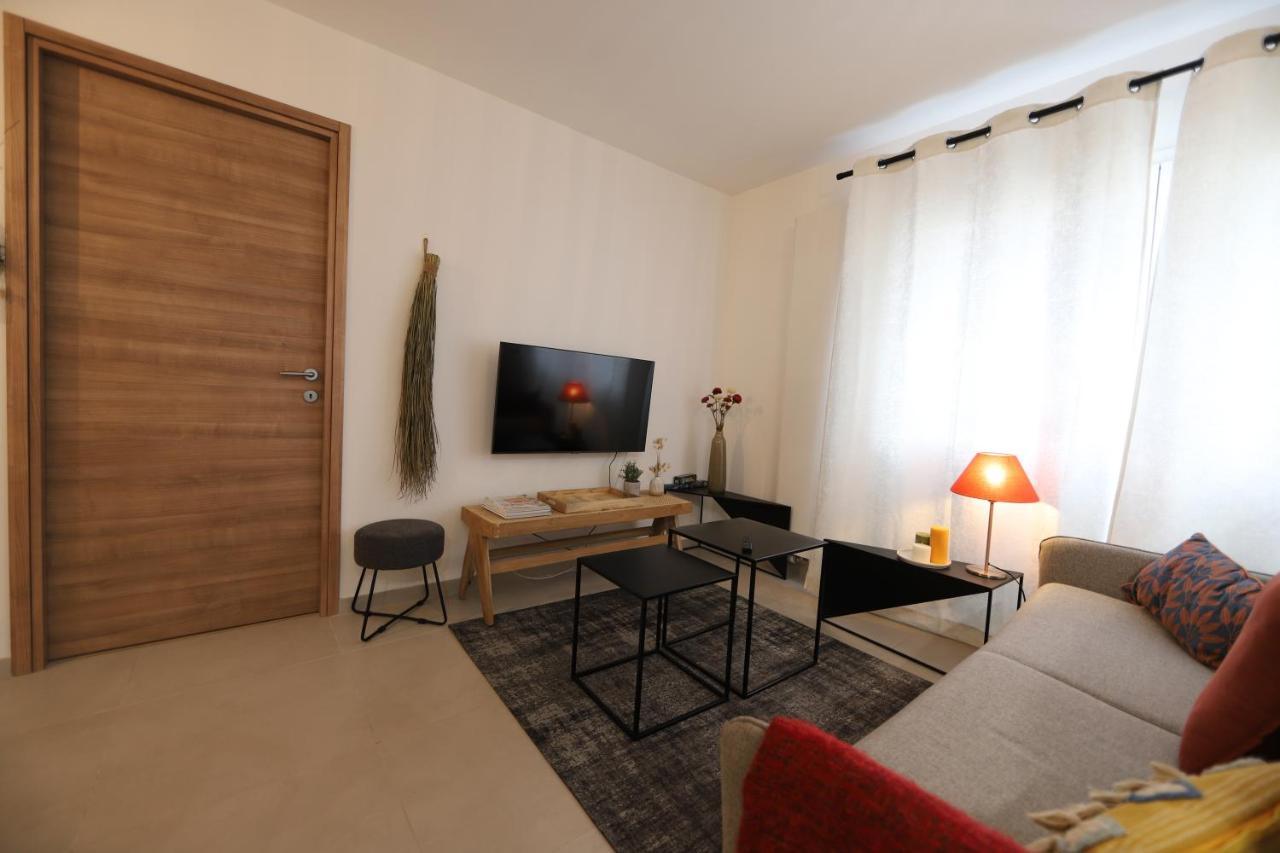 Le Lac Au Bout De La Rue - Garage Et Balcon A Deux Pas Du Centre 阿讷西 外观 照片
